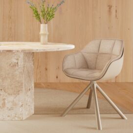 Alternative view of Hip District Eetkamerstoel Nissa - Draaibaar Beige