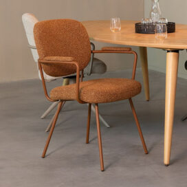 Alternative view of LABEL51 Eetkamerstoel Lausanne met Armleuning – Coral Boucle Coral Frame